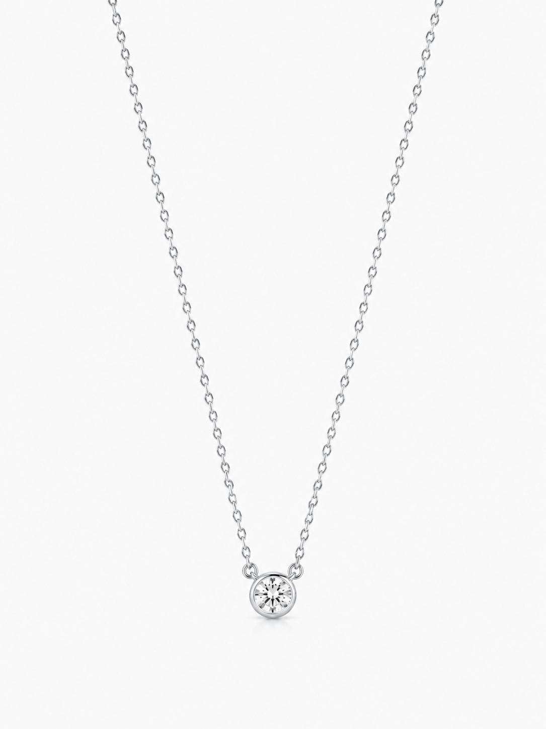 Éclat Solitaire Pendant Necklace