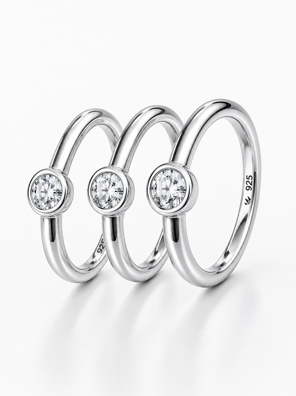 L'Aura Bezel Ring